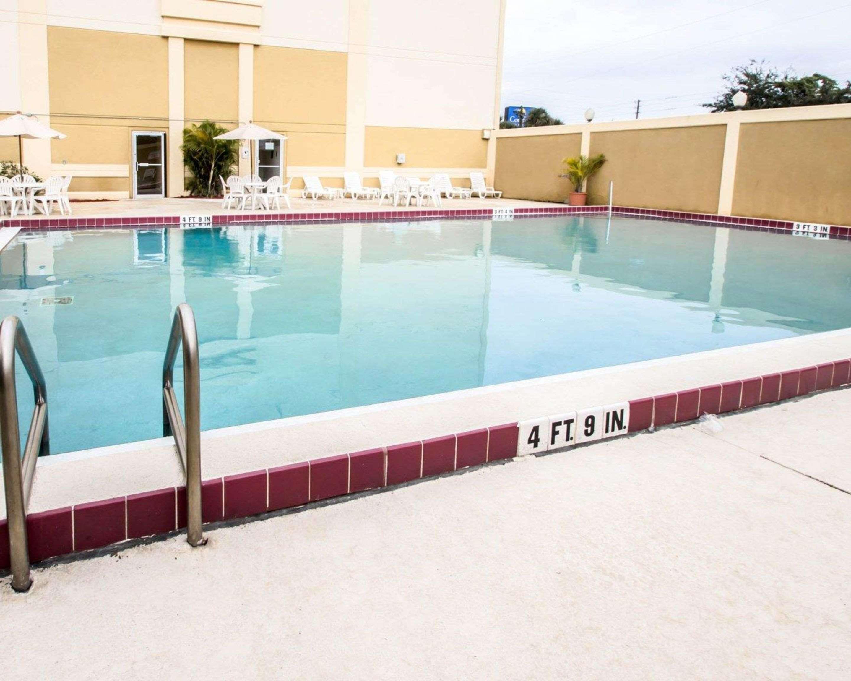 Quality Inn & Suites Winter Park Village Area Orlando Esterno foto